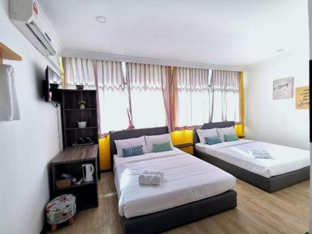 Oyo 89398 Doorbellz Hotel Kota Kinabalu Exterior photo